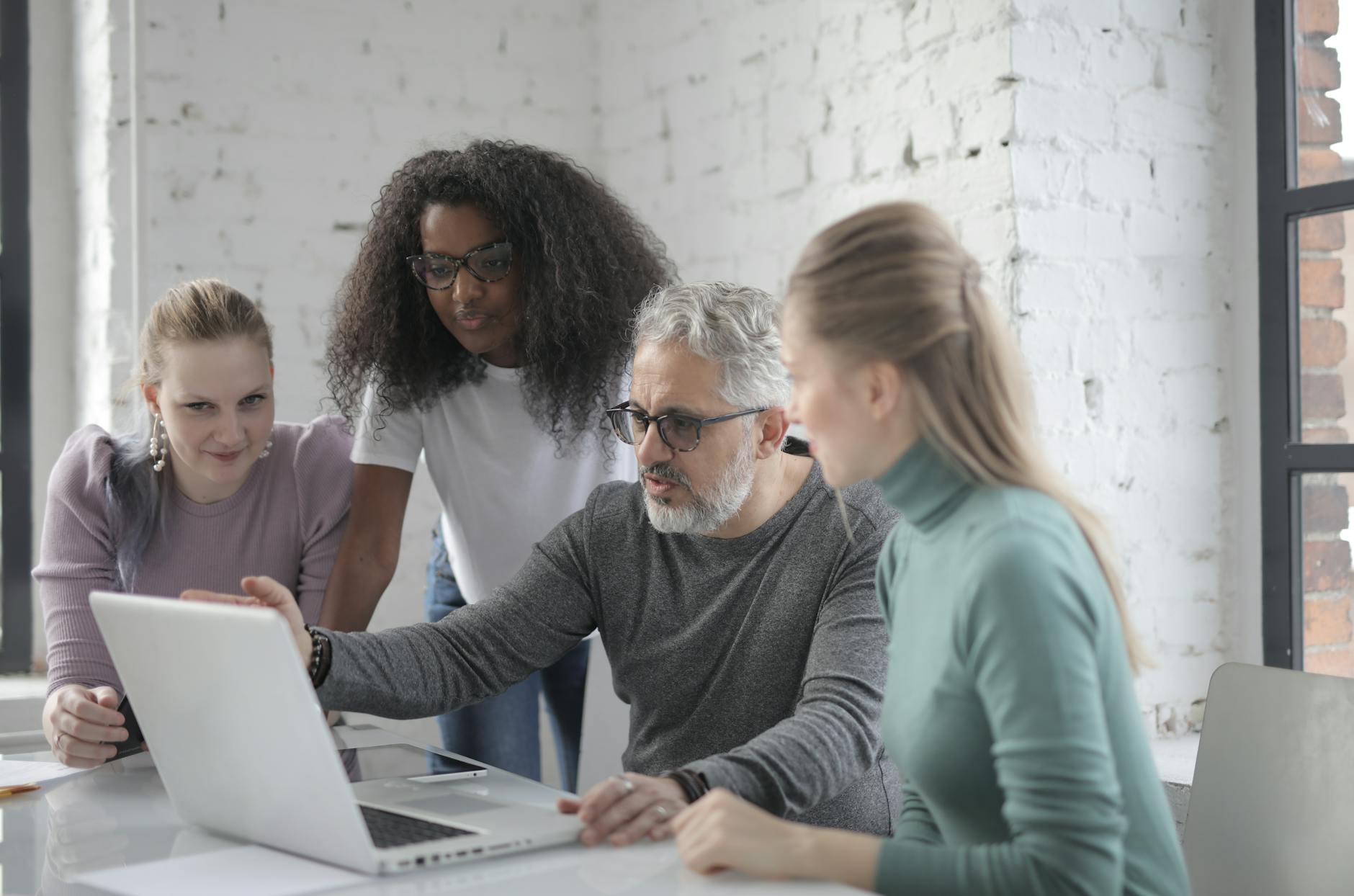 How AI agents leverage structured outputs for reliability - How AI Agents Use Structured Outputs to Complete Reliable Actions