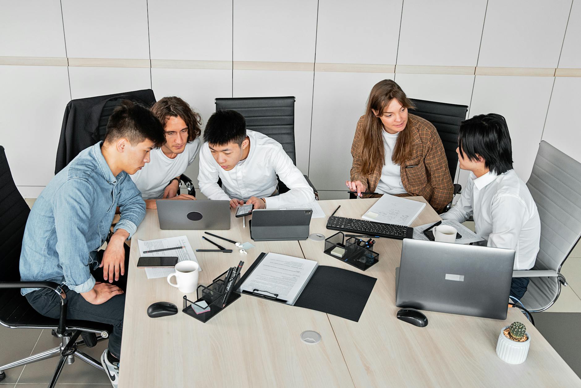 How AI Can Automate Internal Team Requests and Task Routing - How AI Can Automate Internal Team Requests and Task Routing