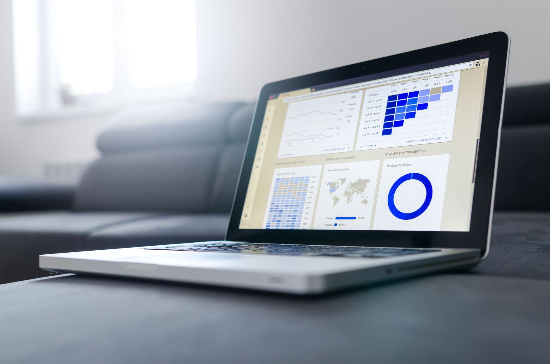 Enhancing AI Business Automation with Structured Data - Why Structured Data Makes AI Business Automation More Reliable